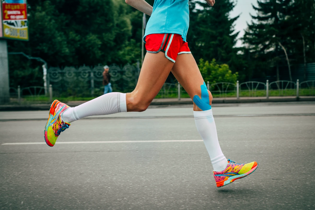 How To Tape Your Knee, Runner's Knee