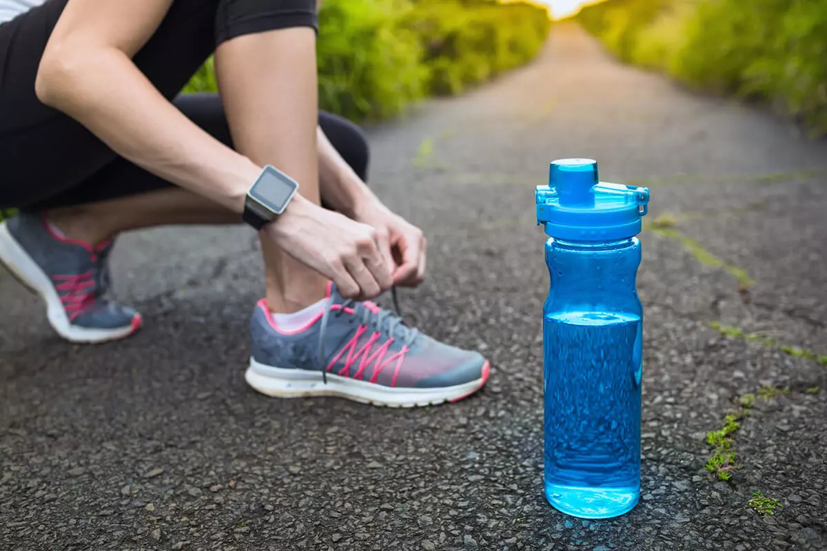 Having water while running can provide increased energy