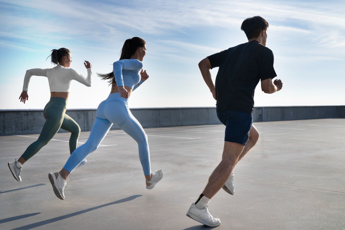 Runners maintain a healthy weight through running