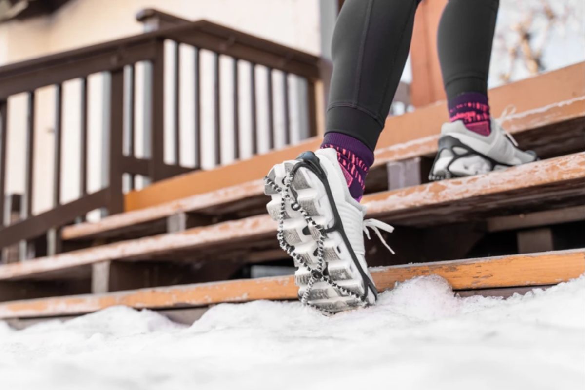 Winter traction coiled devices for running shoes