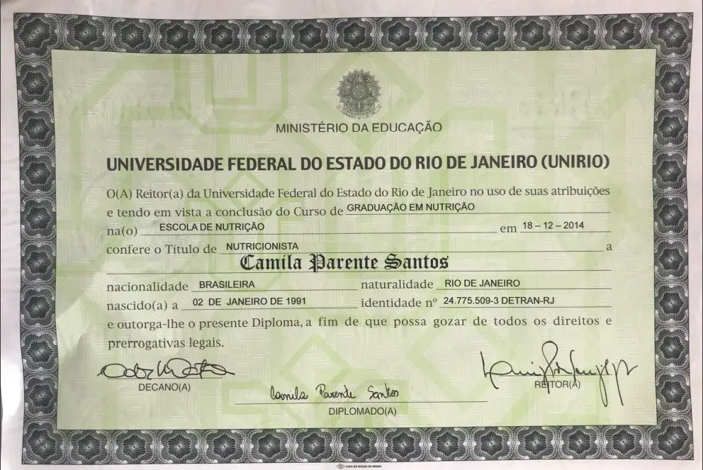 Camila Parente Santos Diploma